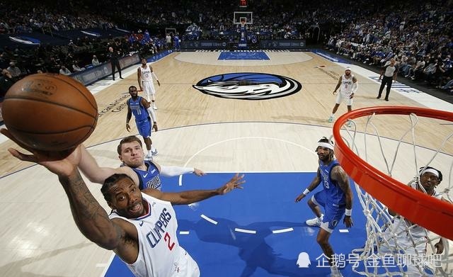 戈贝尔18+21统治攻防，爵士零封对手